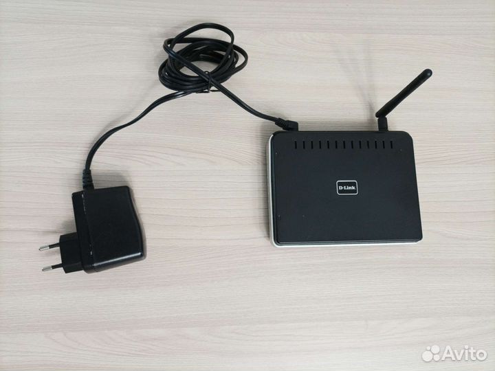 Wi-Fi роутер D-Link Dir-320 на запчасти, нерабочий
