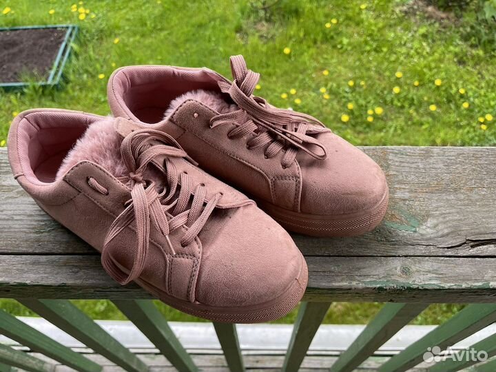 Эспадрильи 40