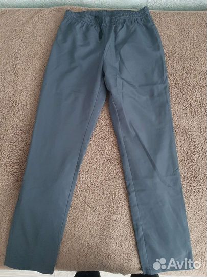 Новый спортивный костюм для девочки 146