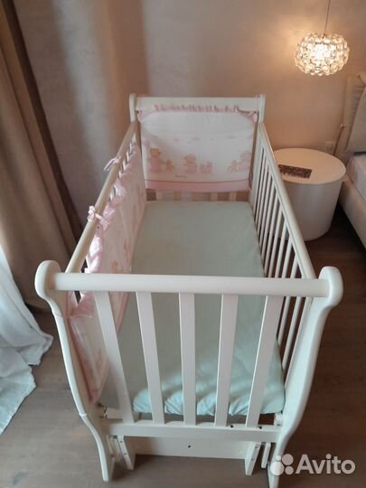 Детская кроватка Лель с маятником и ящиком