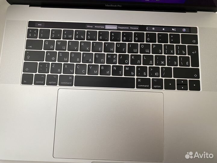 Apple MacBook pro 15 2017 touch bar i7/16/256