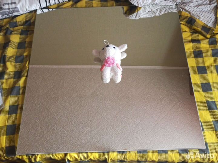 Зеркало настенное 80х80см