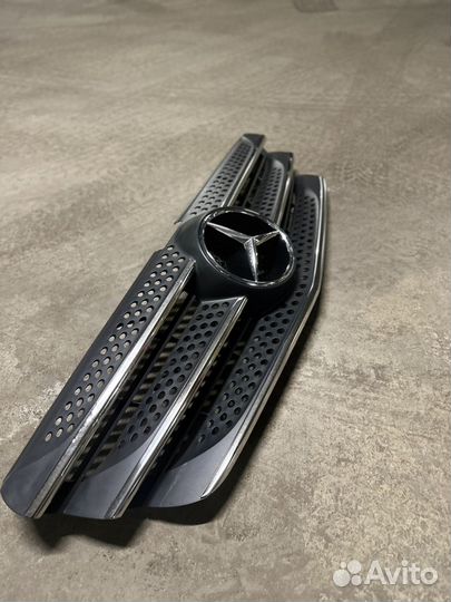 Решетка радиатора