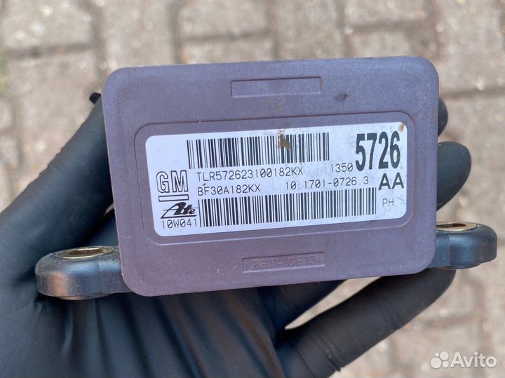 Датчик положения подвески Opel Astra J