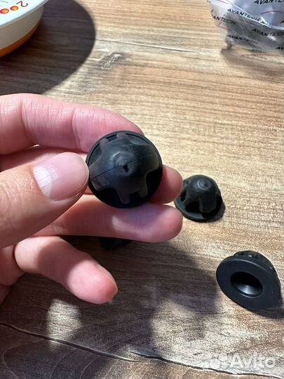 Продам втулка фиксатор,или резиновый буфер на BMW