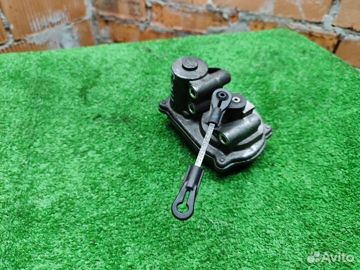 Механизм впускного коллектора Volkswagen Touareg