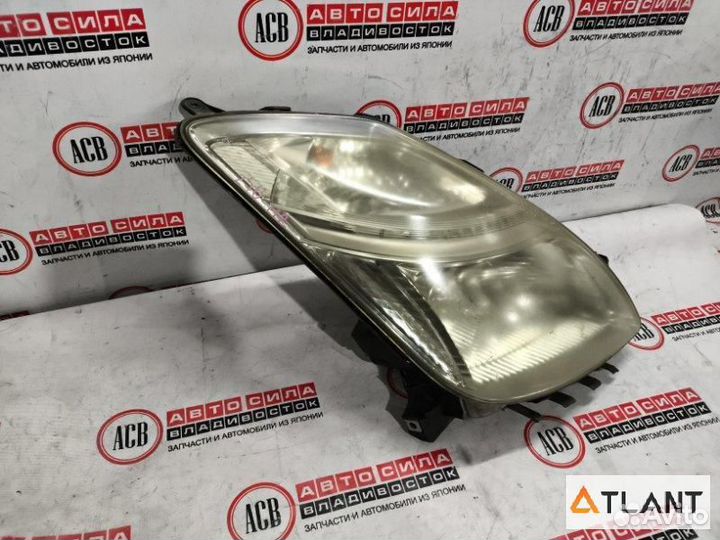 Фара правая toyota prius