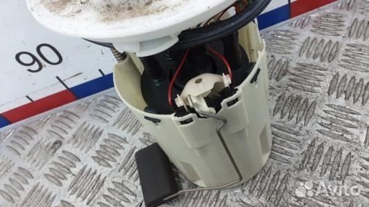 Насос топливный электрический toyota avensis T25