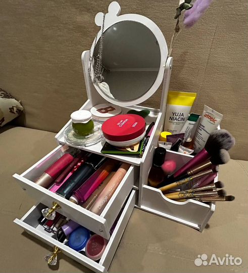 Органайзеры для косметики и украшений