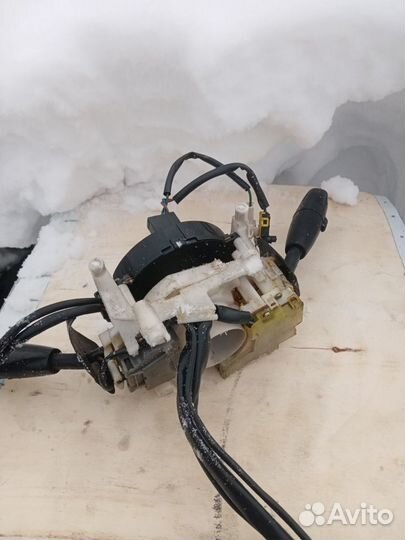 Переключатель подрулевой в сборе Kia Sportage 1