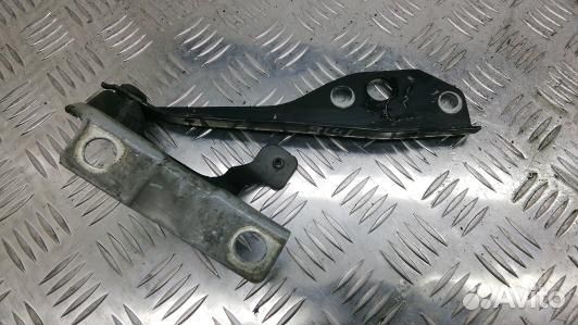 Петля капота volvo C30 1 (91Y01D502)