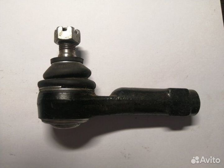 Рулевой наконечник Nissan Almera