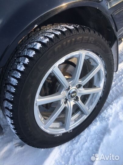 Bridgestone Ice Cruiser 7000 205/55 R16