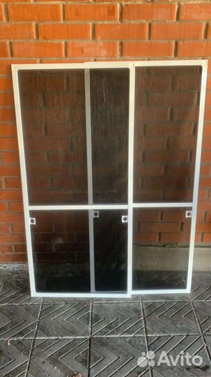 Москитные сетки на окна и двери