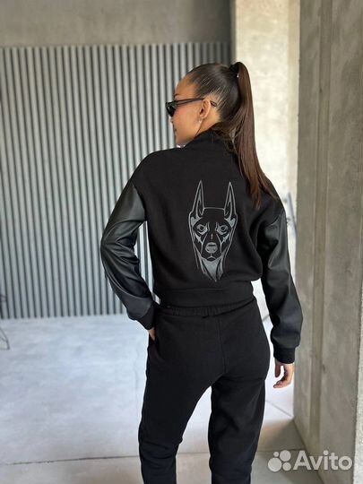 Крутецкие костюмы с доберманами