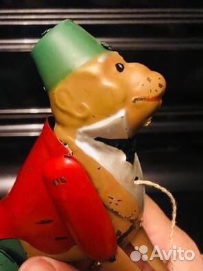 Старинная игрушка