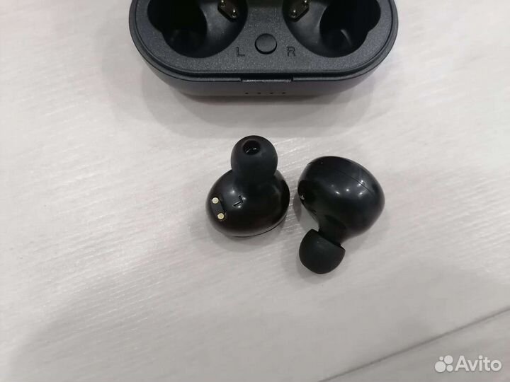 Беспроводные наушники