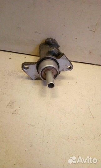 Главный тормозной цилиндр