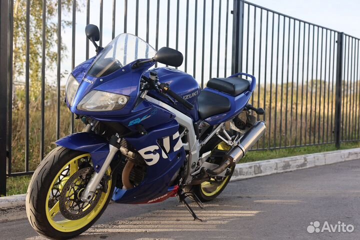 Suzuki sv 1000s