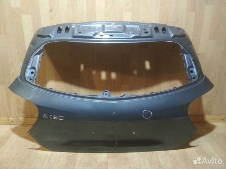 Крышка багажника Mercedes Benz W176