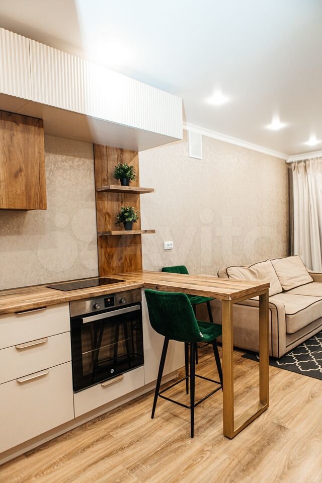 2-к. квартира, 43 м², 8/10 эт.