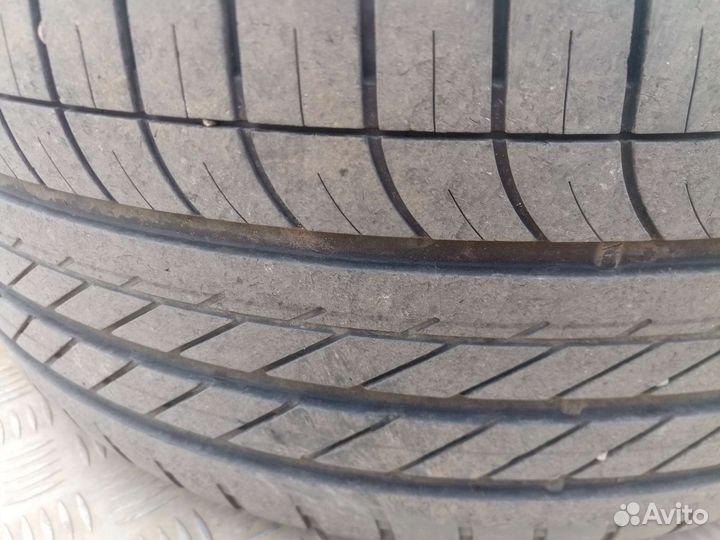 R19 Goodyear Eagle F1 Asymmetric SUV 4x4 285/45, PCD 5x120 DIA 74.1