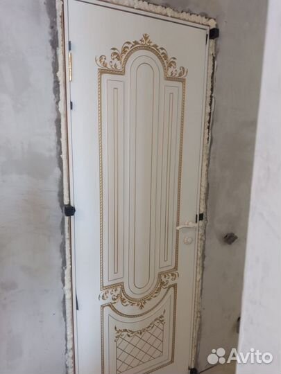 Обучение установке дверей в учебном классе