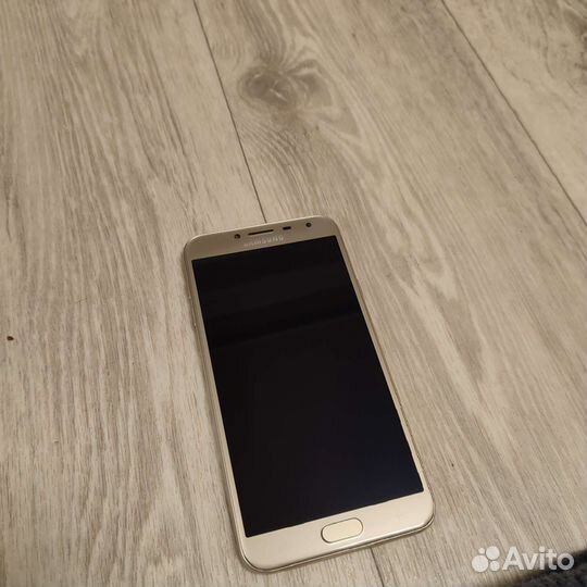 Телефон Samsung galaxy j4