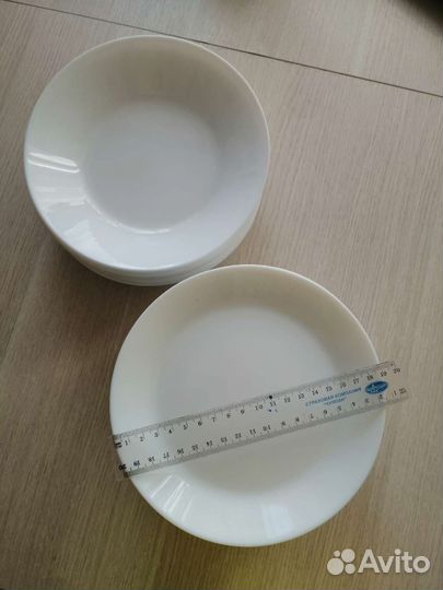 Тарелки белые 19см