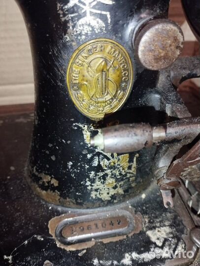 Швейная машинка Зингер ручная