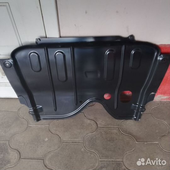 Защита двигателя largus