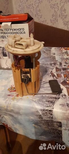 Бензонасос на priora