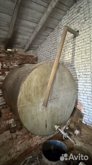 Емкость стальная. Бочка