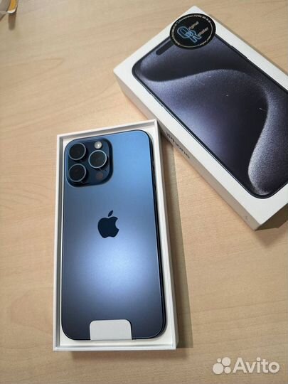 iPhone 15, 256 ГБ
