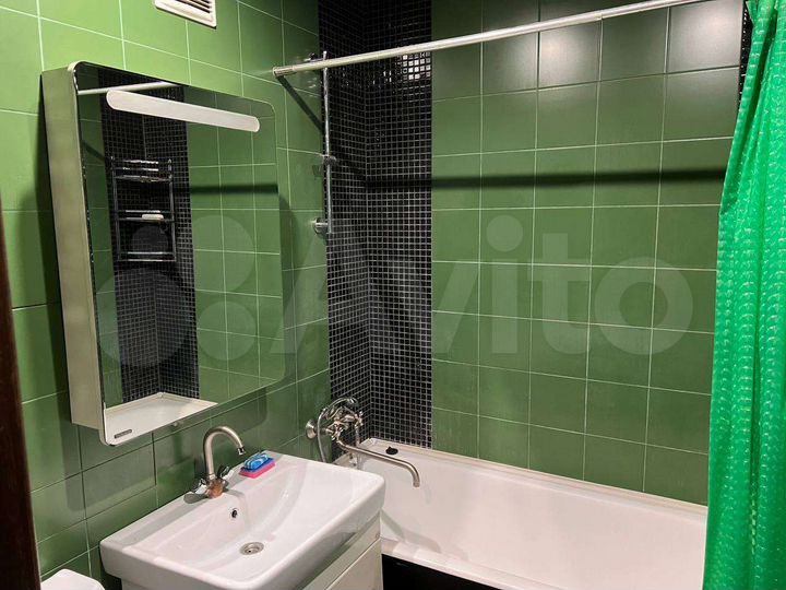 2-к. квартира, 43,2 м², 4/4 эт.