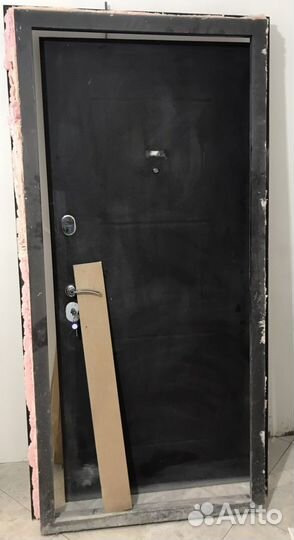 Дверь входная