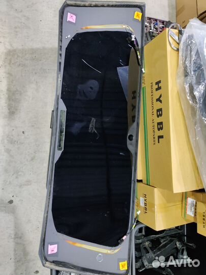 Lexus lx 570 Стекло багажника