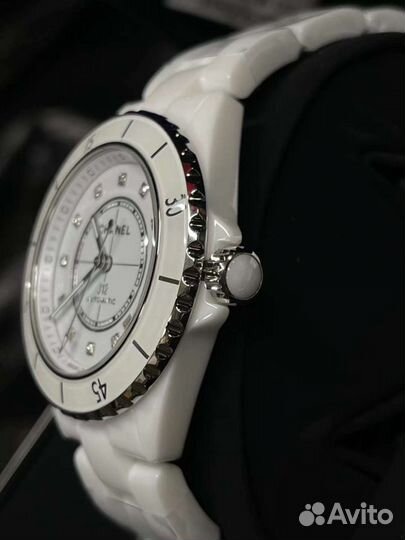 Часы chanel j12