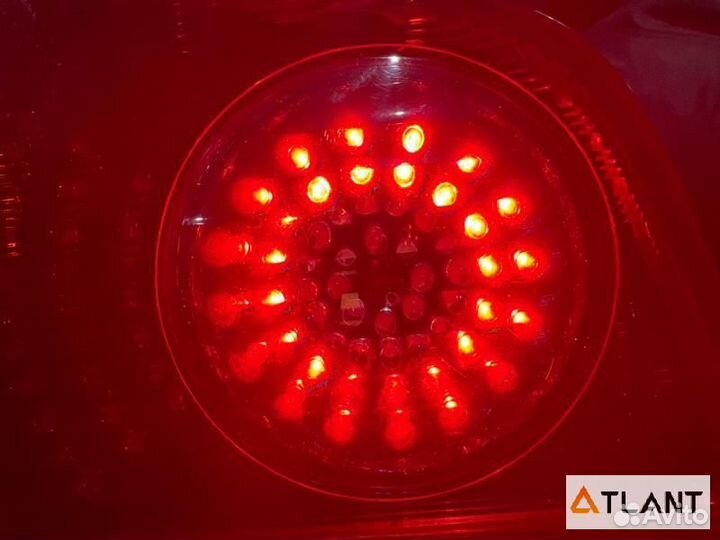 Стоп-сигнал задний nissan stagea