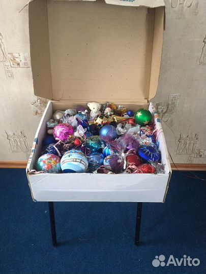 Елочные игрушки Цена за всю коробку