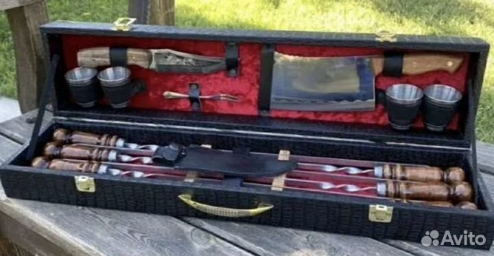 Шaшлычный нaбор пoдарочный