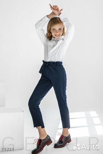 Школьные укороченные брюки на девочку 134 (8-9)