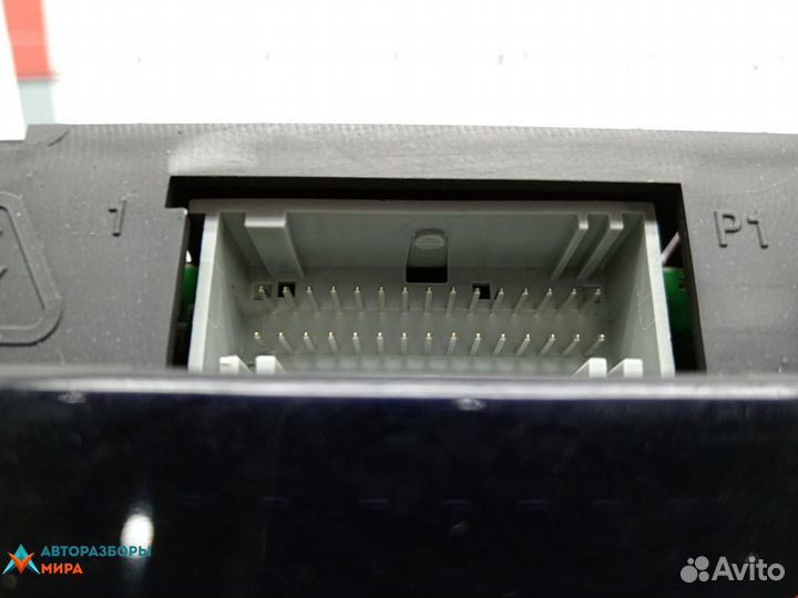 Щиток приборов (приборная панель) Renault Scenic 2