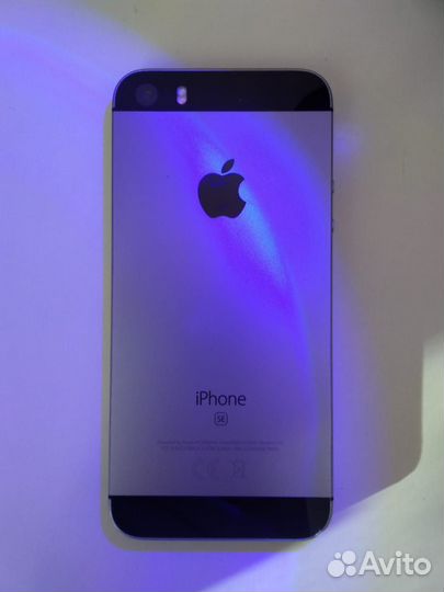 iPhone SE, 32 ГБ