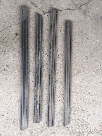 Молдинги дверей VW Sharan