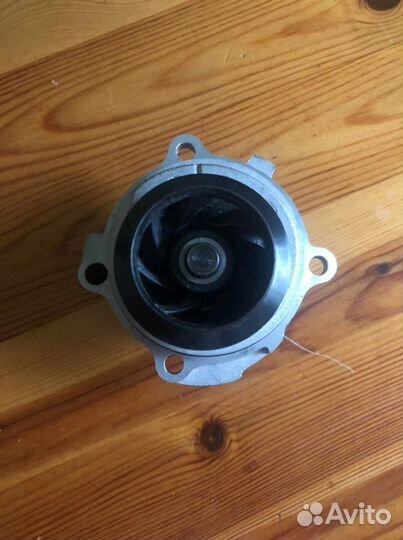 Водяной насос (помпа)