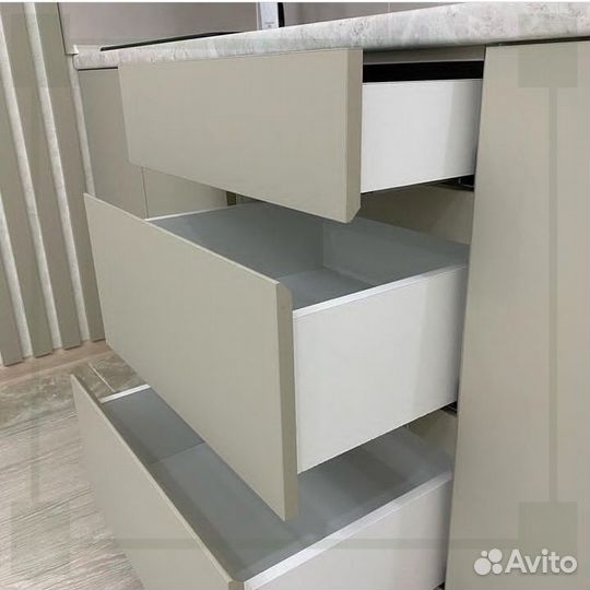 Кухня угловая на заказ