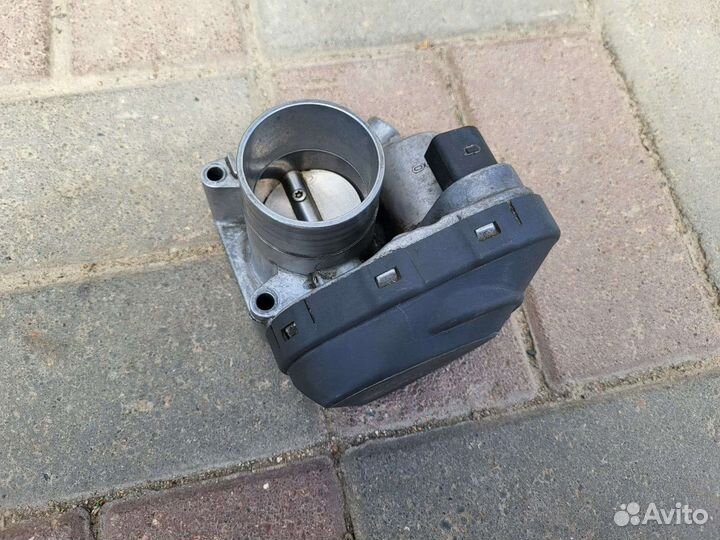 Дроссельная заслонка