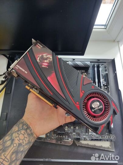 Видеокарта Sapphire Radeon R9 290X 4Gb
