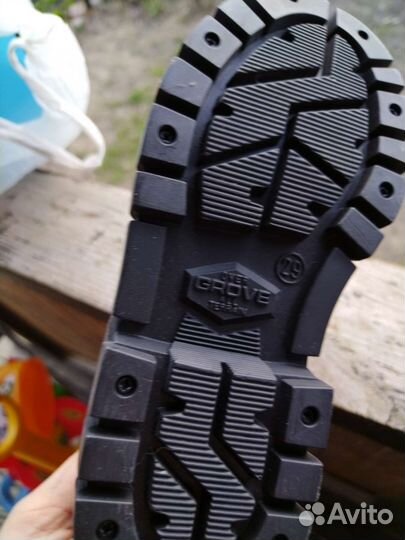 Зимние ботинки новые 29 размер отдам